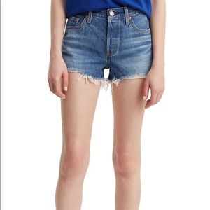 NWOT Levi’s 501 Cutoff Shorts